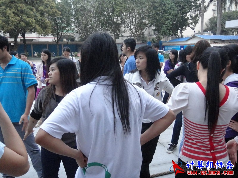 111128bh8323.JPG