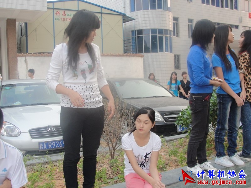 111130bh070.JPG