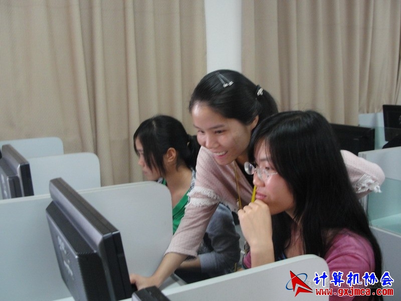 111129capx69.JPG
