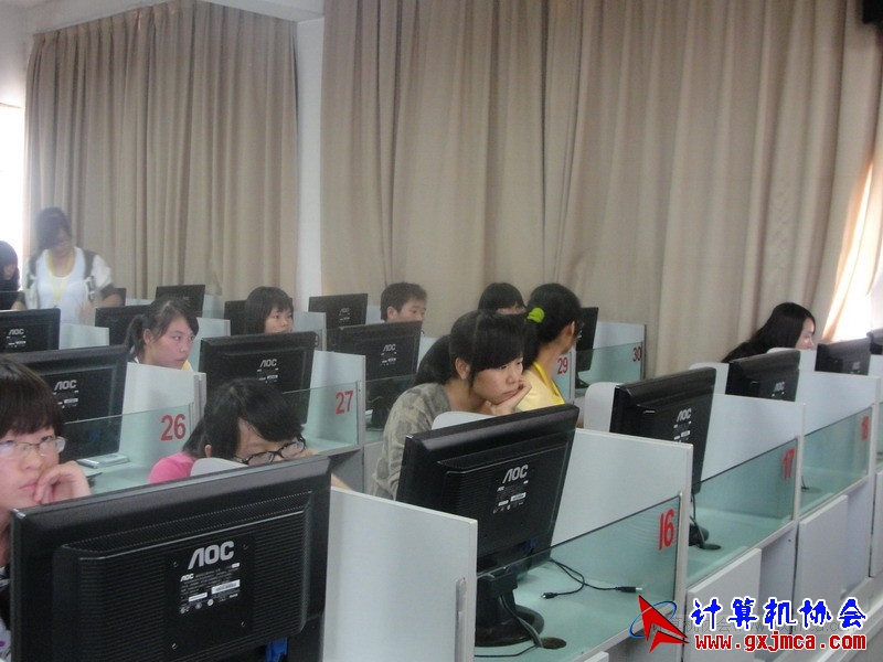 111129capx77.JPG