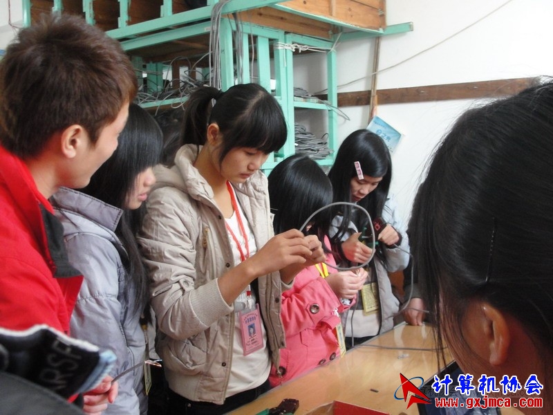 111212capx02.JPG