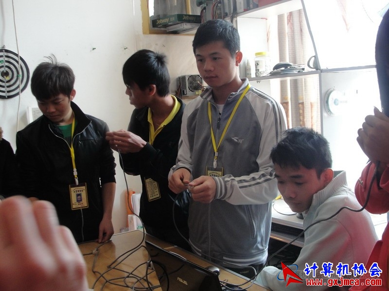 111212capx06.JPG