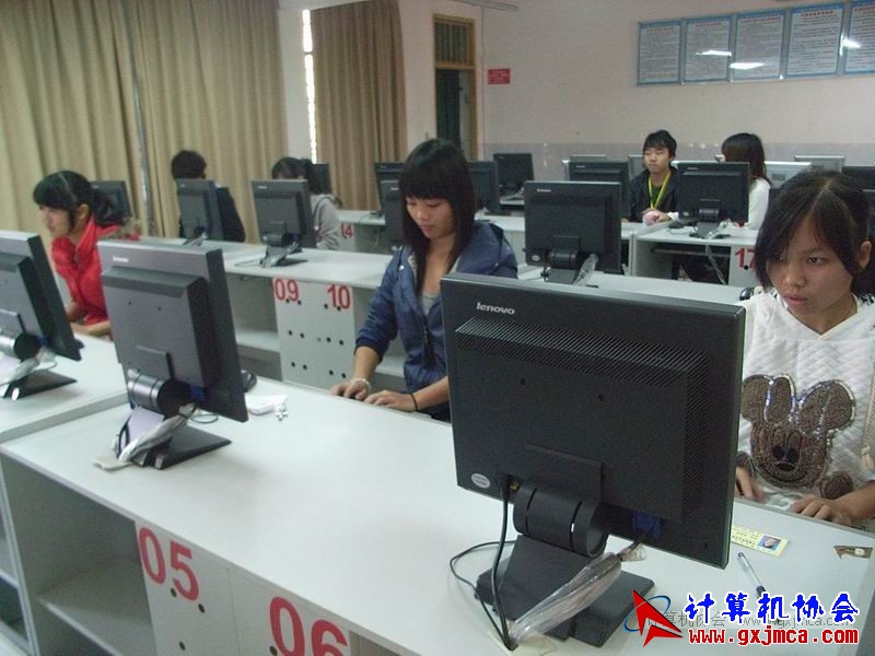 101228ca01.JPG