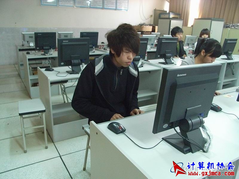 101228ca04.JPG