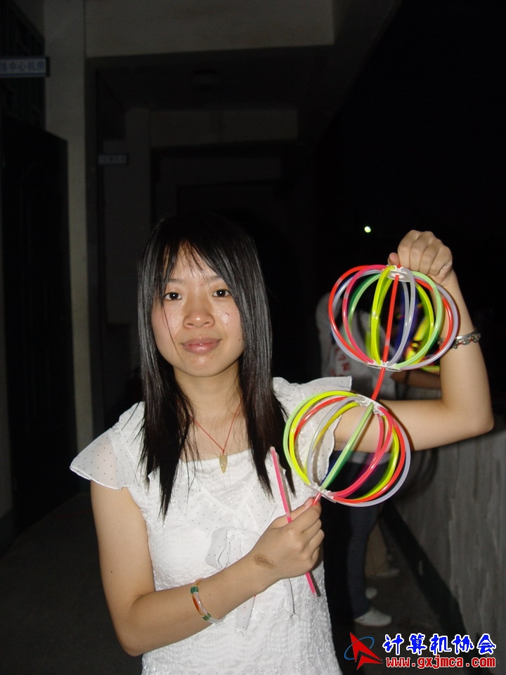 Lee7003.JPG