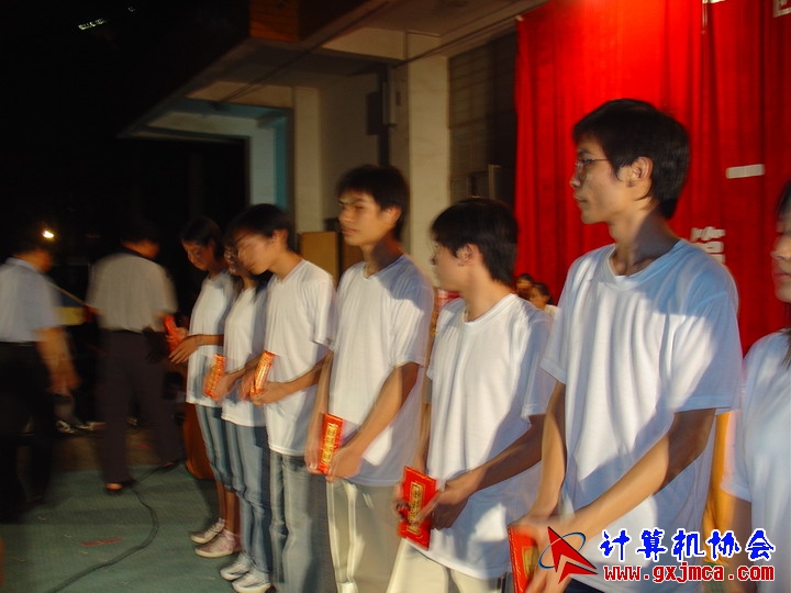 Luiting8059.JPG
