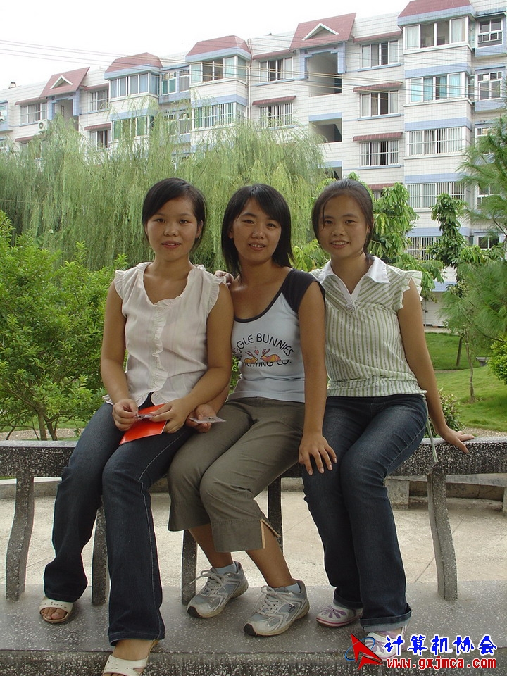 050902caby105.JPG