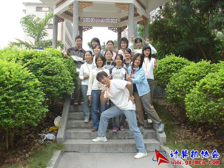 051202CA012.JPG