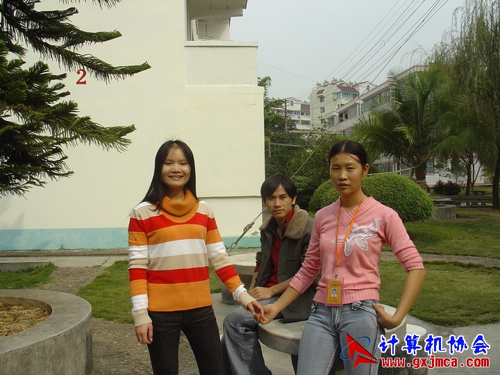 051202CA019.JPG