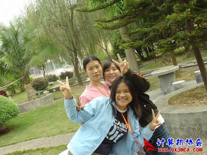 051202CA030.JPG