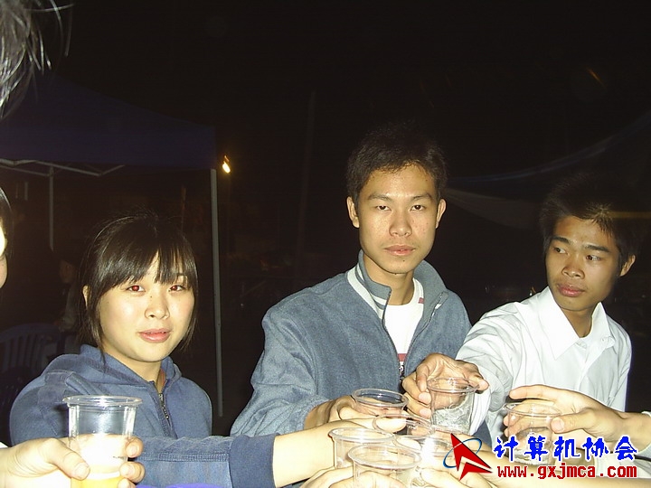 051202CA141.JPG