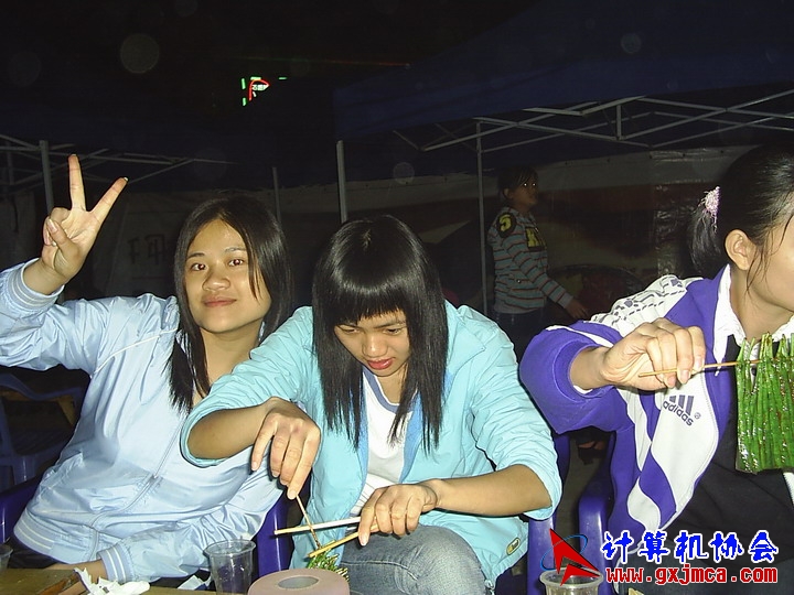 051202CA146.JPG