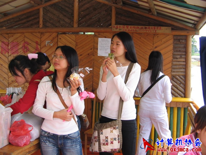 060514CA0069.jpg