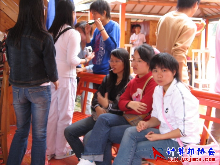 060514CA0160.jpg