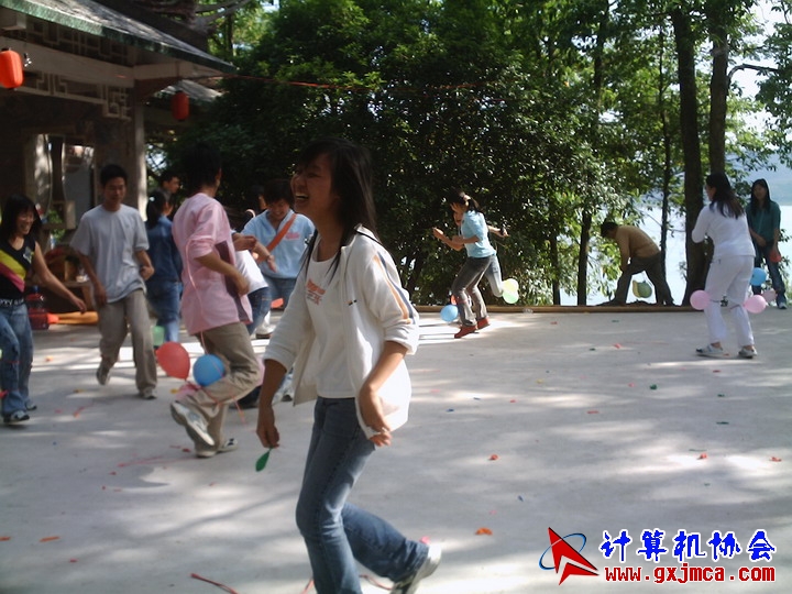 060514CA0851.JPG