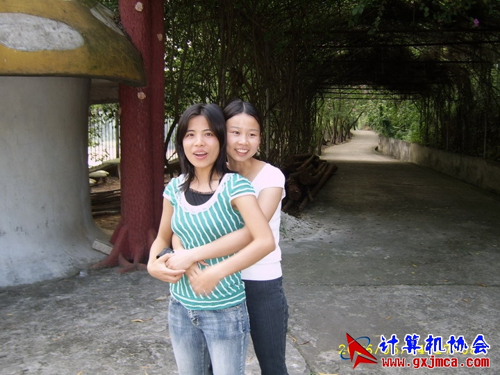060514CA0965.JPG