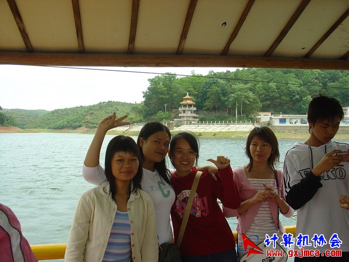 060514CA1014.JPG