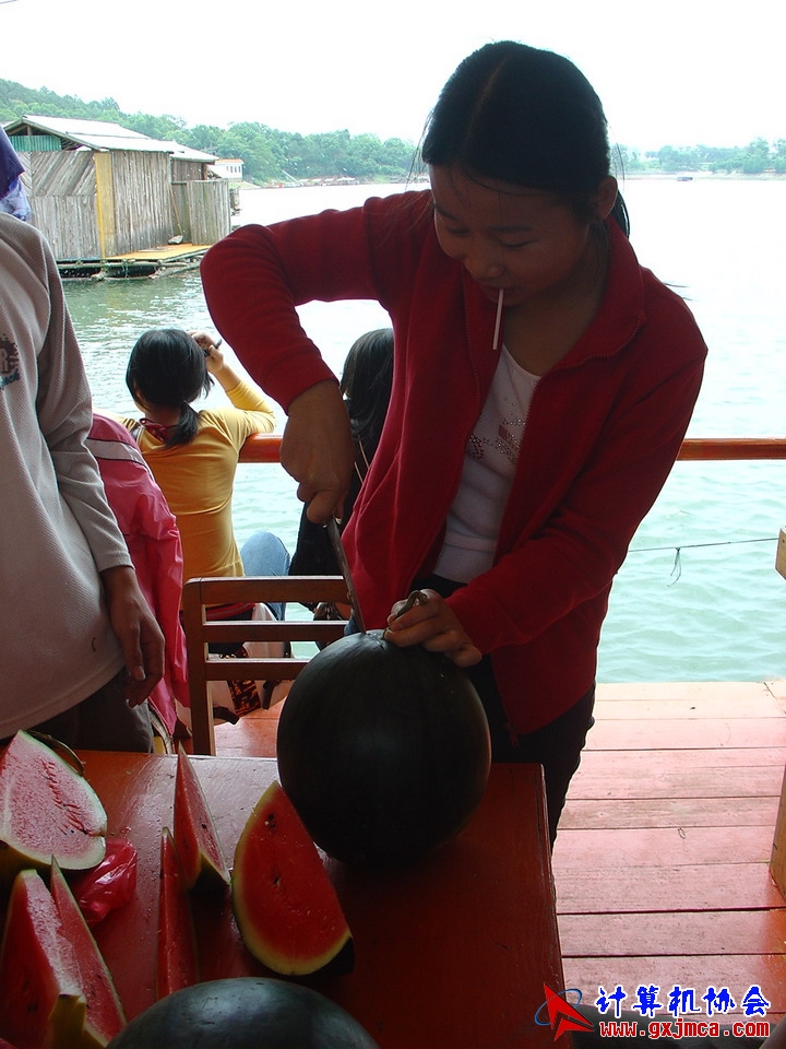 060514CA1118.JPG