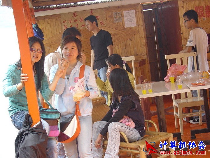 060514CA1147.JPG