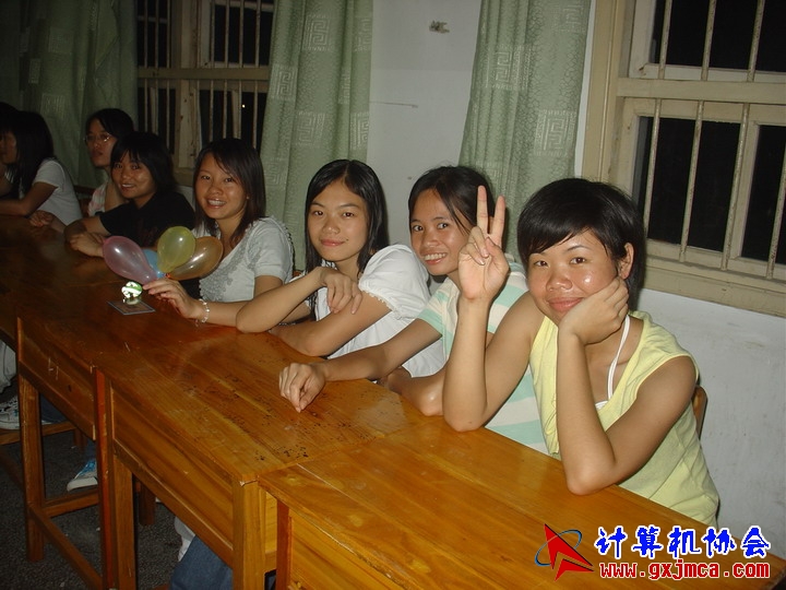 060601ET024.JPG