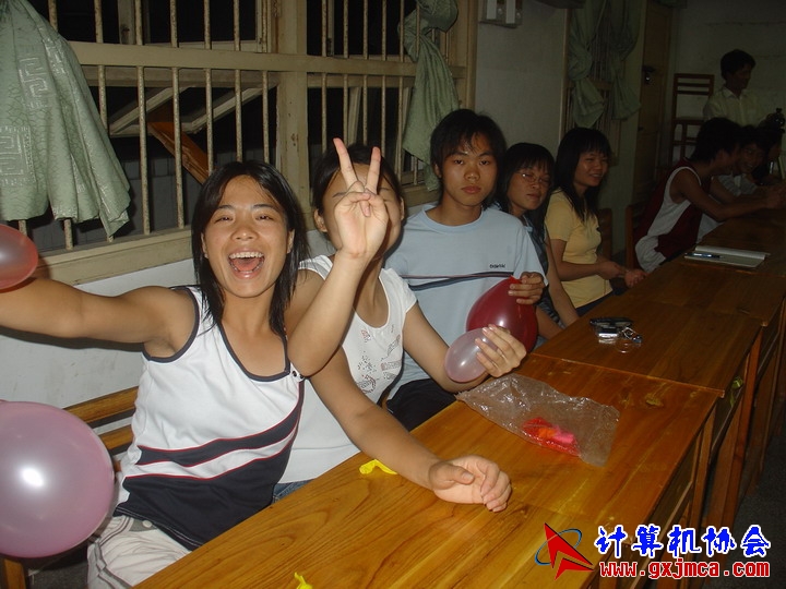 060601ET032.JPG