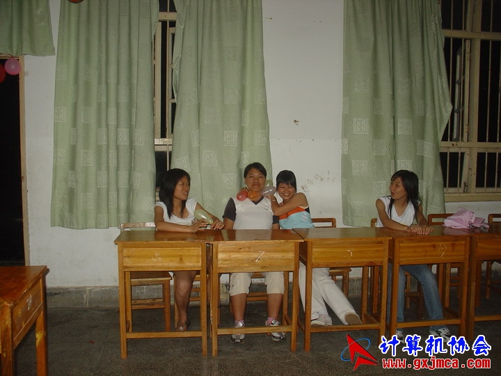 060601ET038.JPG
