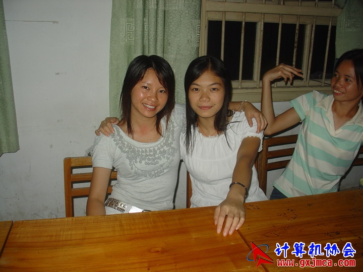 060601ET048.JPG