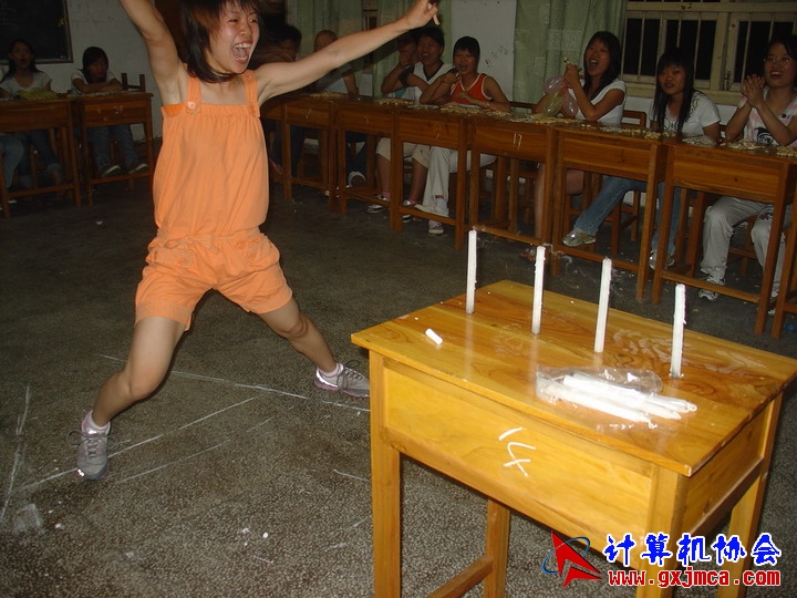 060601ET074.JPG