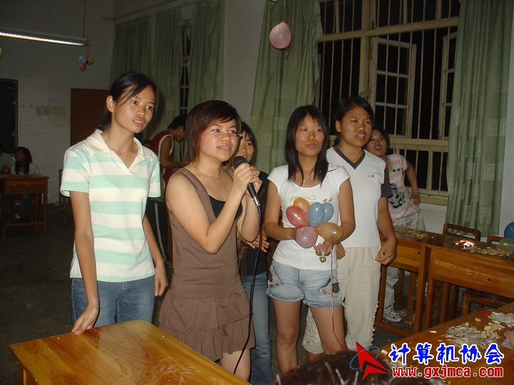 060601ET123.JPG