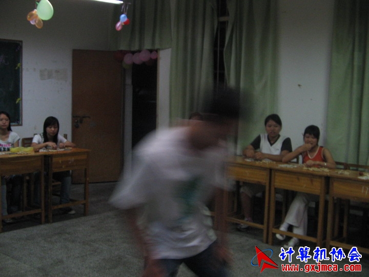 060601ET213.jpg