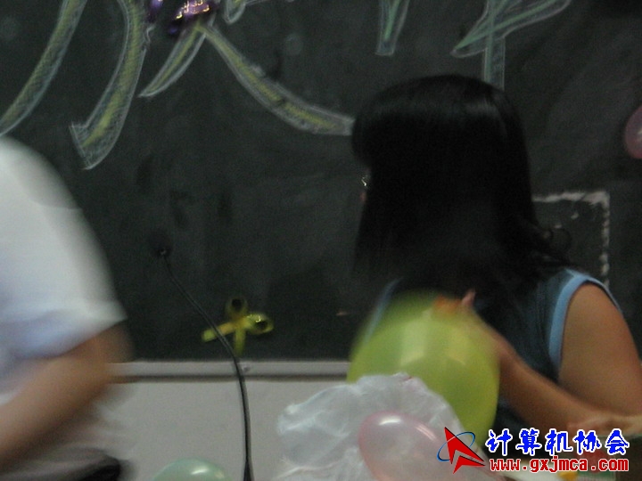 060601ET256.jpg