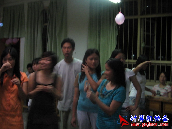 060601ET282.jpg