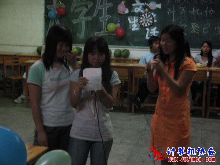 060601ET340.jpg