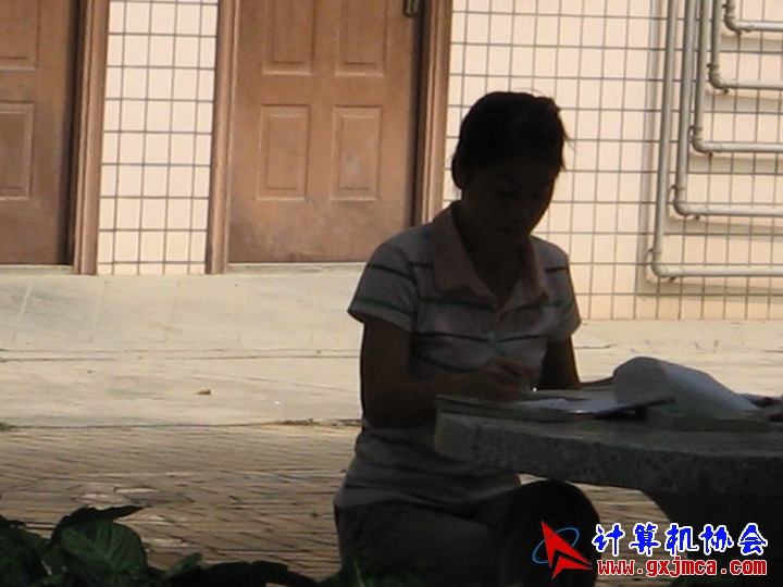 061021CA034.jpg