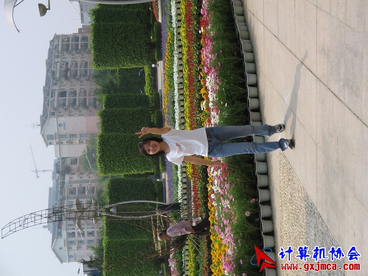 061021CA104.jpg