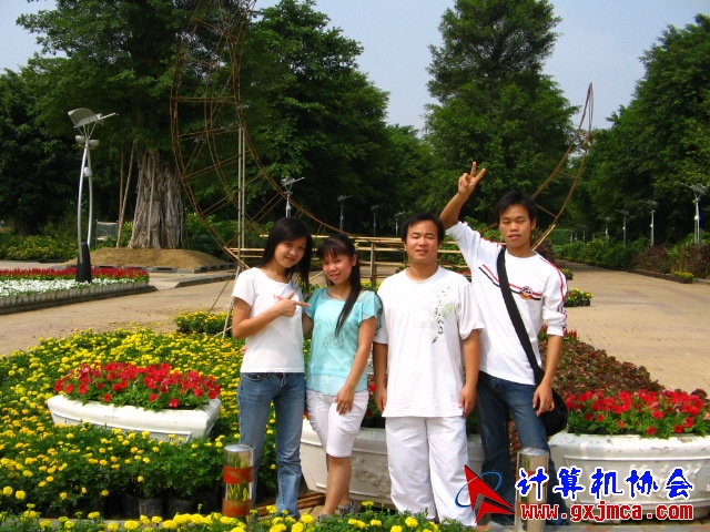 061021CA109.jpg