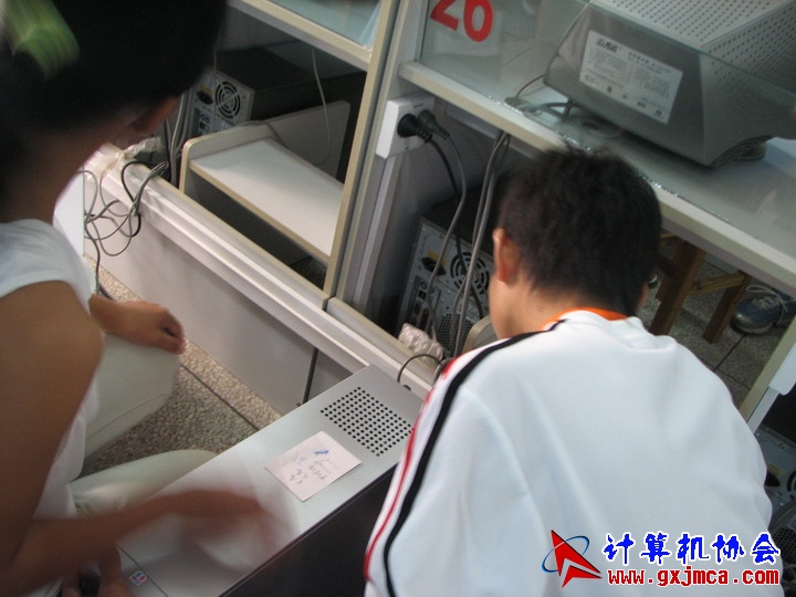 061014CA300.JPG