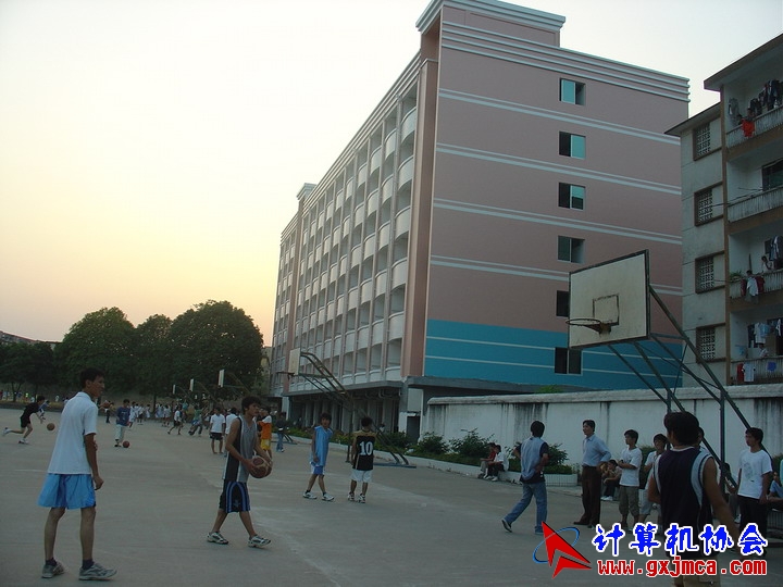061107LQ243.JPG