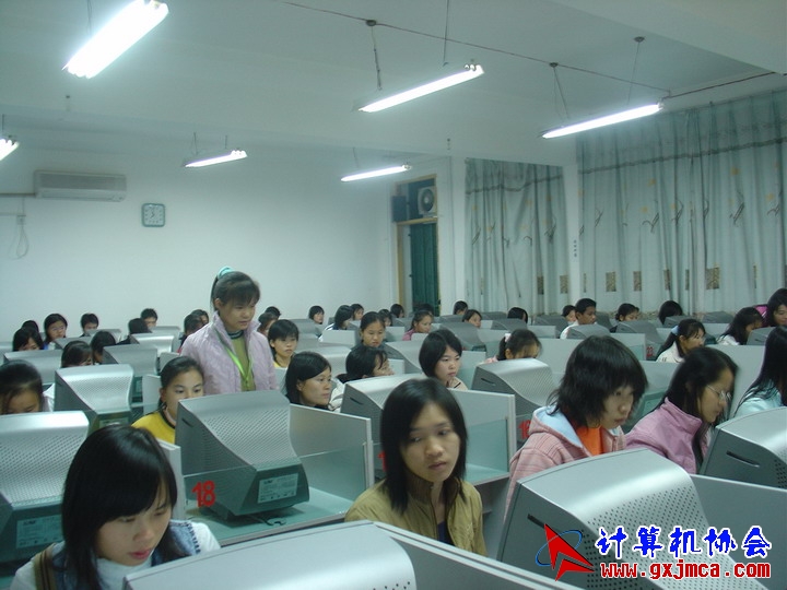 061129CA011.JPG