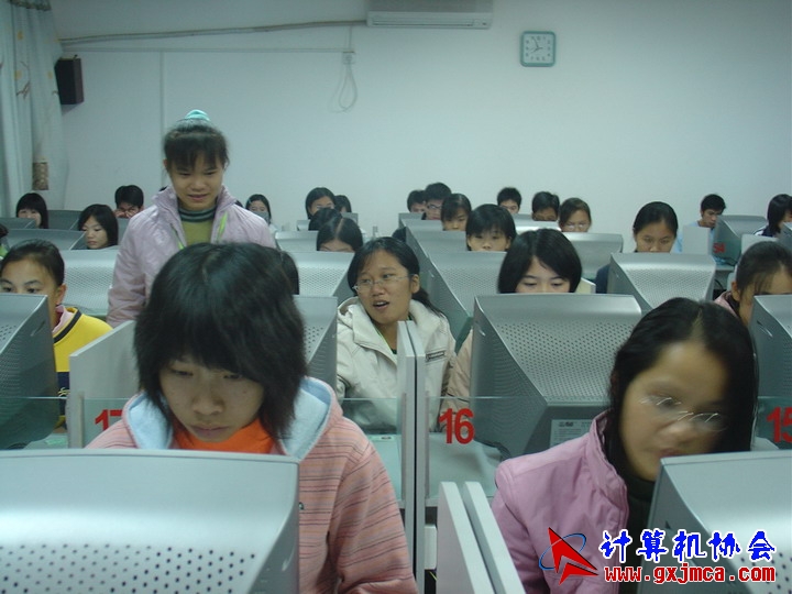 061129CA012.JPG