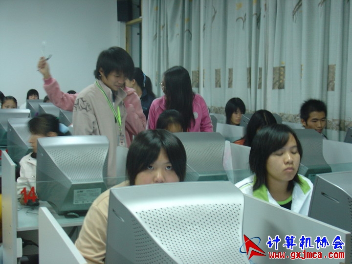 061129CA022.JPG