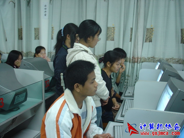 061129CA051.JPG