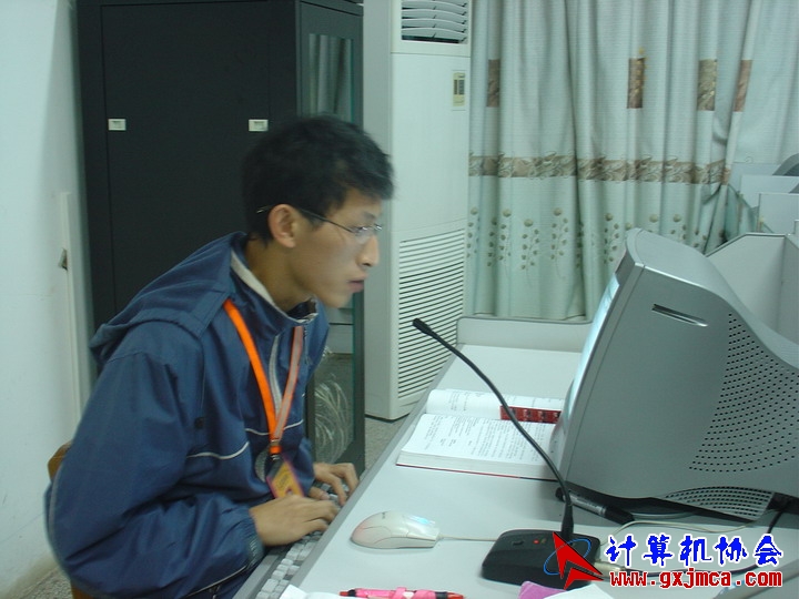 061129CA063.JPG