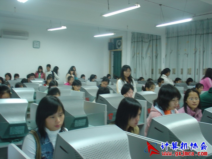 061129CA073.JPG