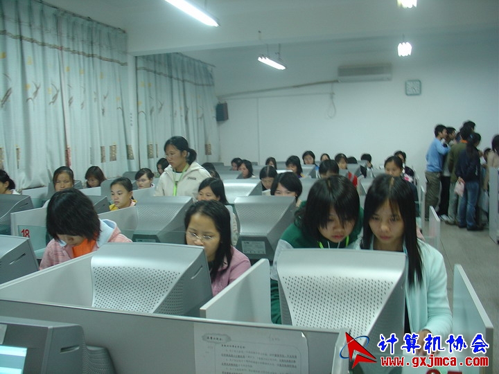 061129CA080.JPG