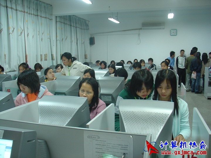061129CA082.JPG