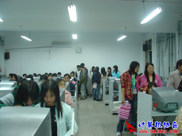 061129CA084.JPG