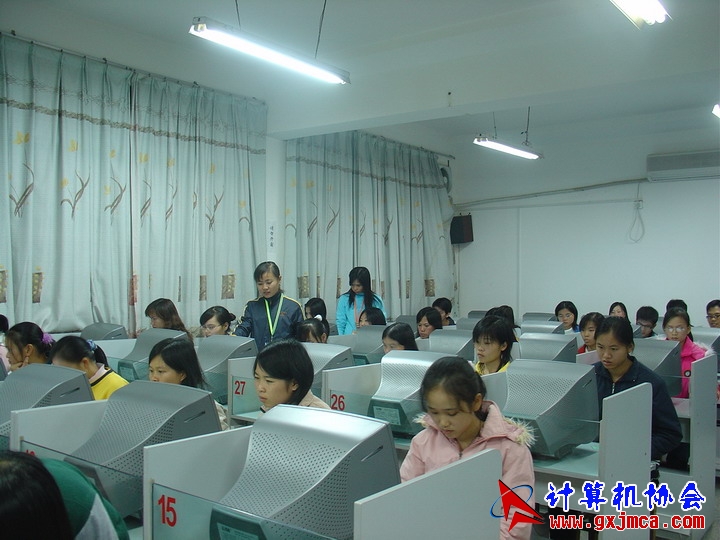 061129CA086.JPG