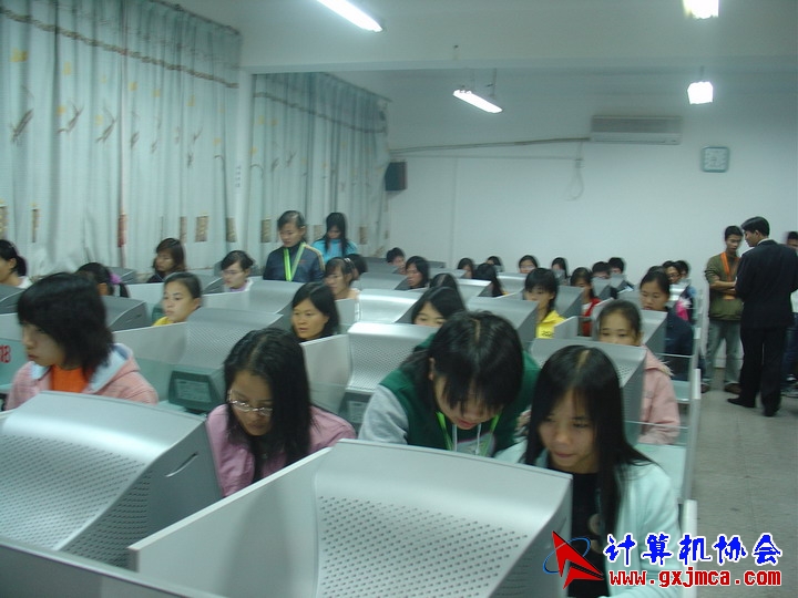 061129CA089.JPG
