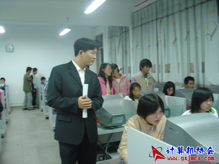 061129CA092.JPG